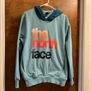 The North Face Hoodie with pockets
